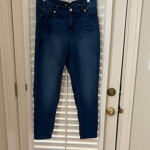 Jones New York (not too) skinny jeans